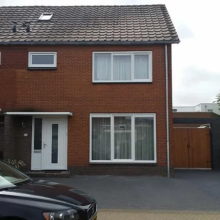 Pansiyon Bij Aelita Den Burg